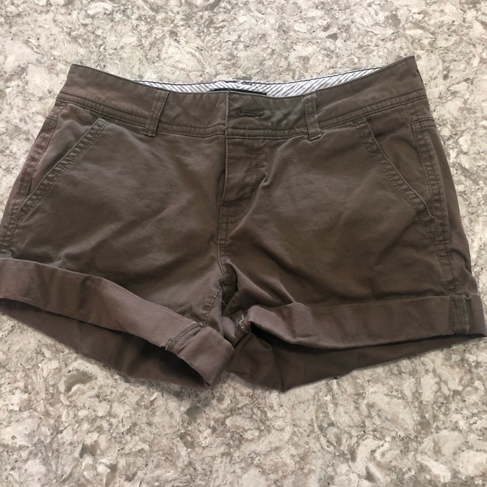 Aero brown shorts